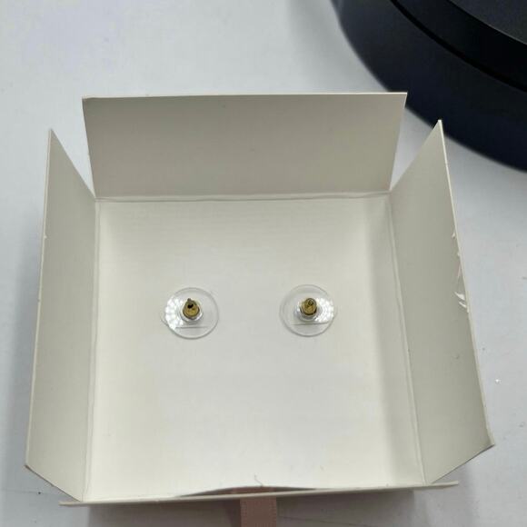 Kate Spade Bright Ideas Blue Sapphire CZ Prong Set Classic Stud Earrings New - Picture 5 of 8